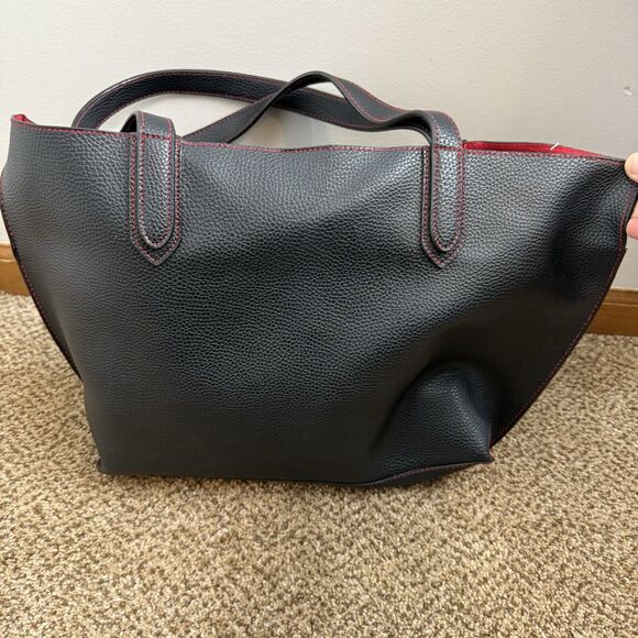 Tutilo New York 2 Piece Tote & Wristlet Purse Black Faux Leather Red Cutwork - Picture 4 of 13